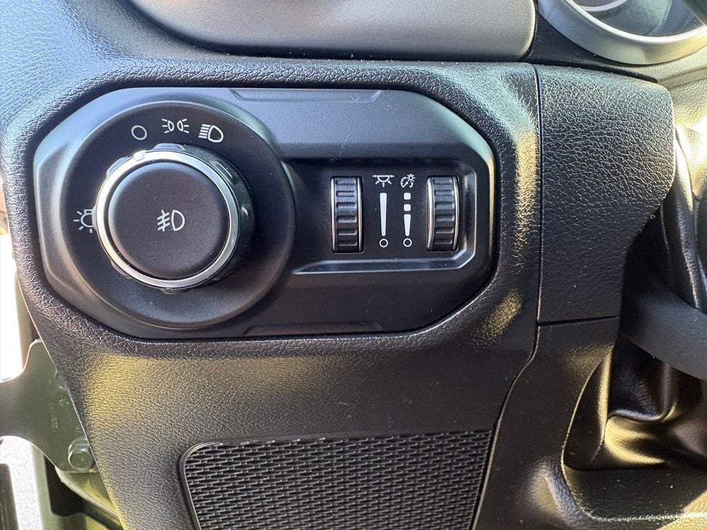 2022 Jeep Wrangler Willys Sport 4x4