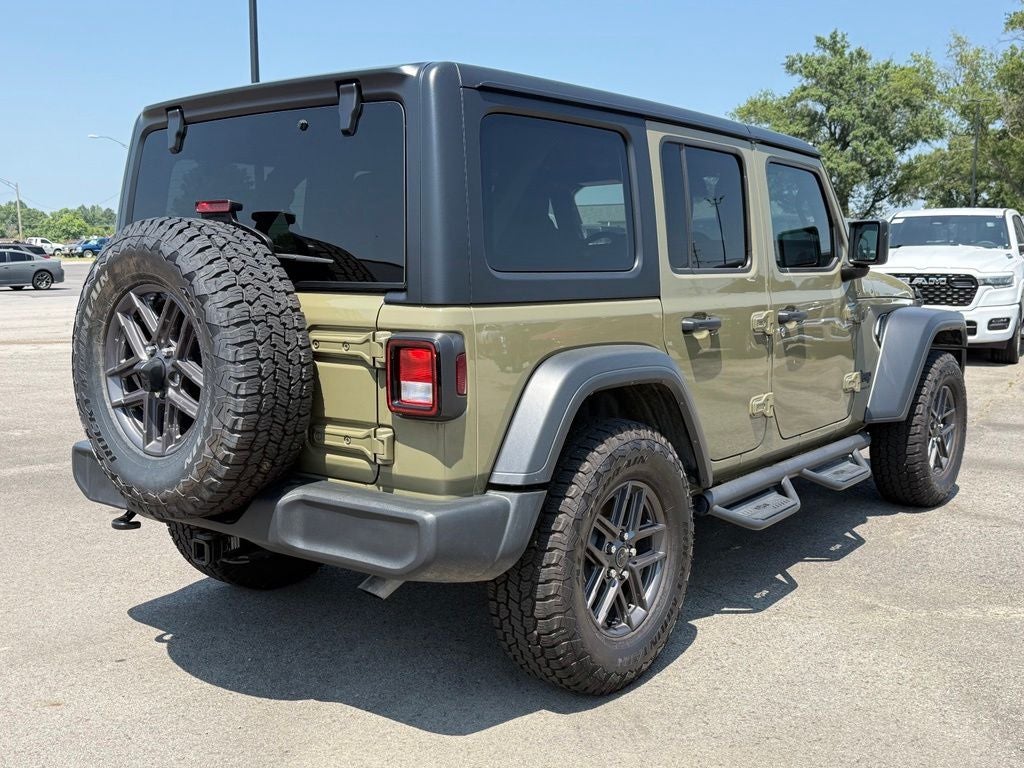 2025 Jeep Wrangler 4-Door Summit 4x4