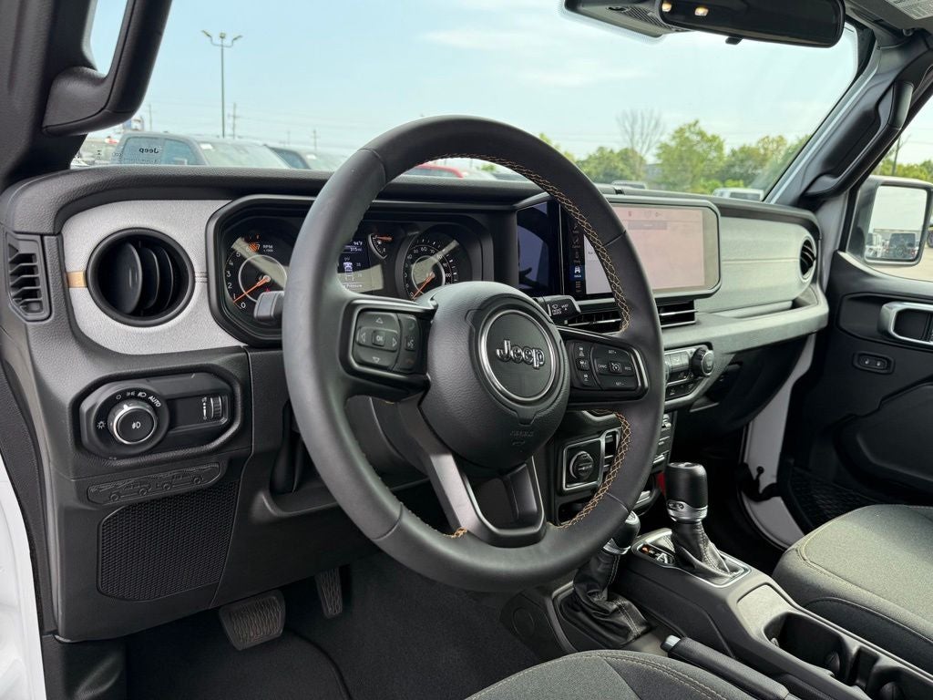 2025 Jeep Wrangler 4-Door Sahara 4x4