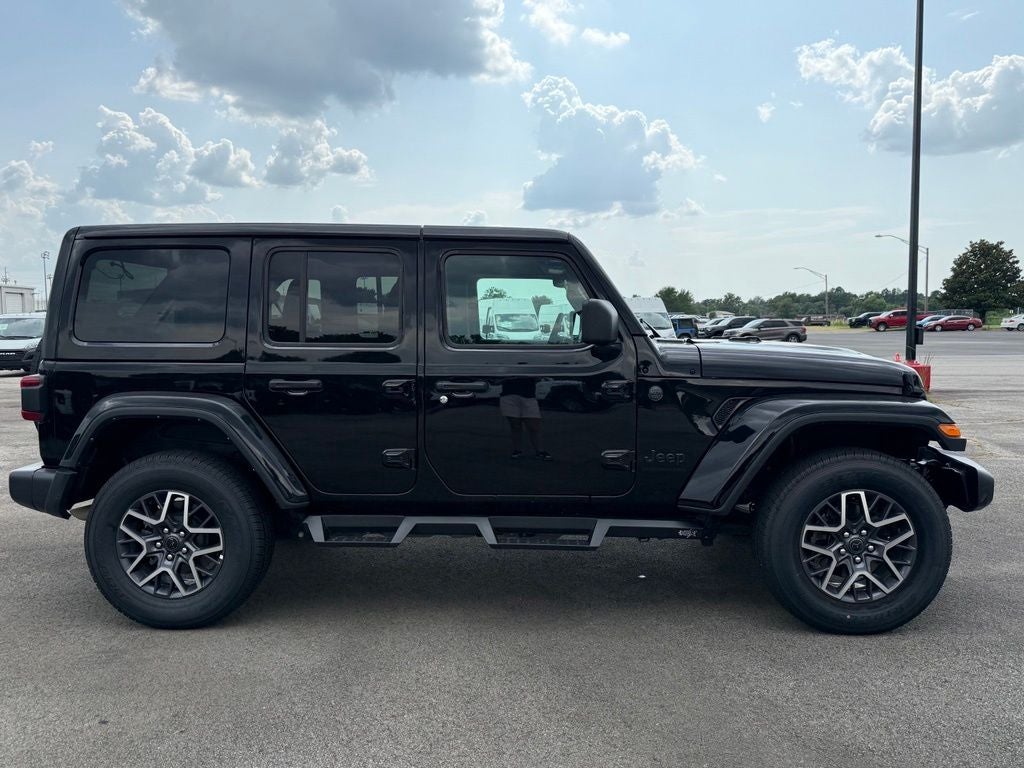 2025 Jeep Wrangler 4-Door Sahara 4x4
