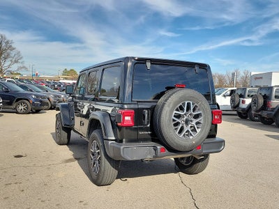 2025 Jeep Wrangler 4-Door Sahara 4x4
