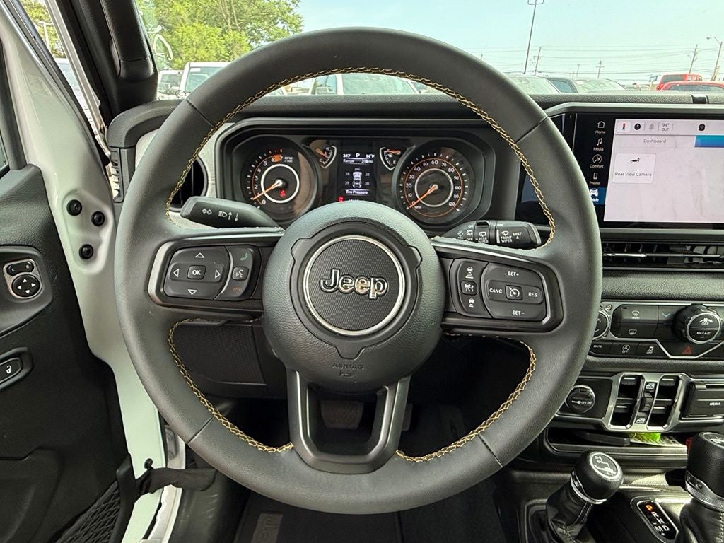 2025 Jeep Wrangler 4-Door Sahara 4x4