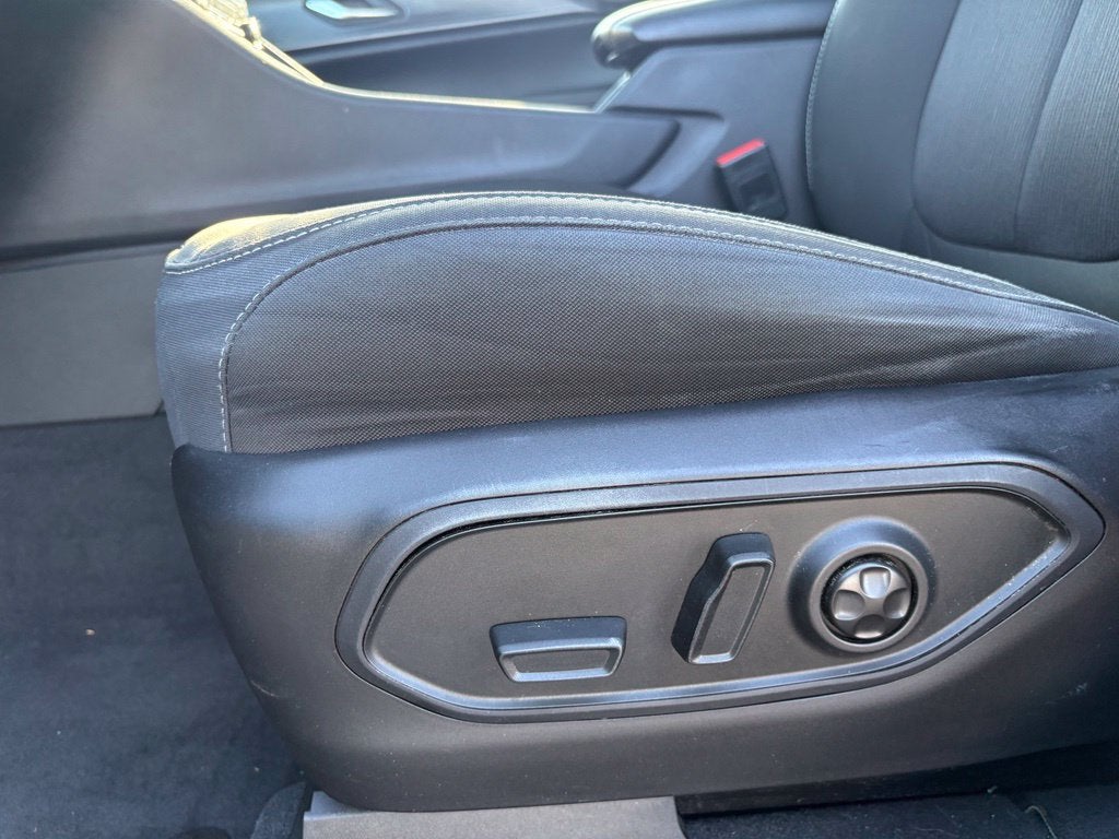2025 Jeep Grand Cherokee Laredo X 4x2