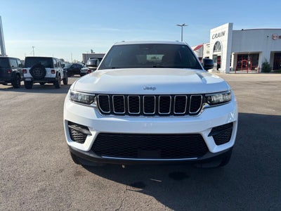 2025 Jeep Grand Cherokee Laredo X 4x2