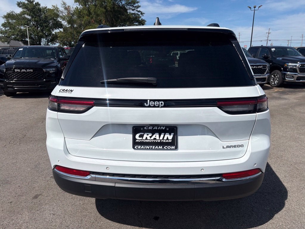 2025 Jeep Grand Cherokee Laredo X 4x2