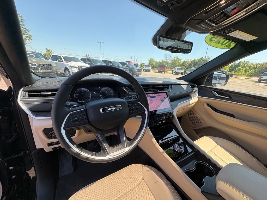 2025 Jeep Grand Cherokee Limited 4x2