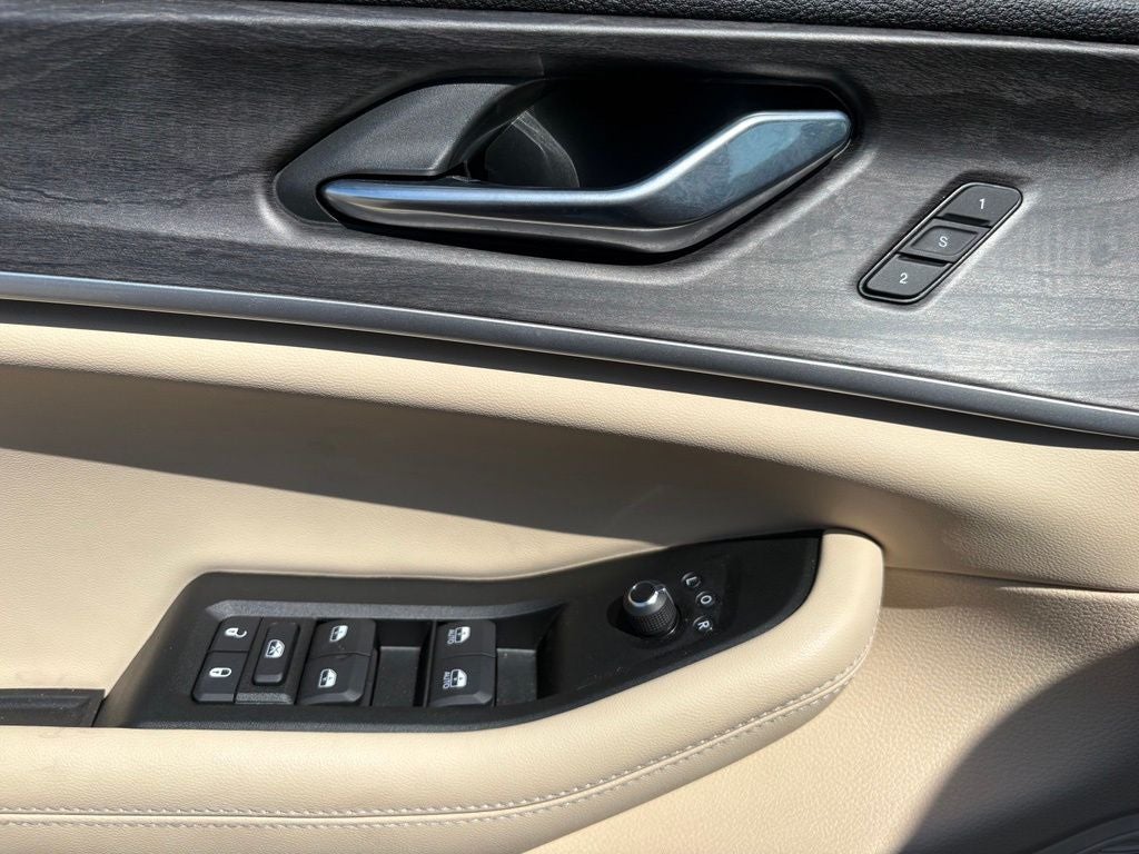 2025 Jeep Grand Cherokee Limited 4x2