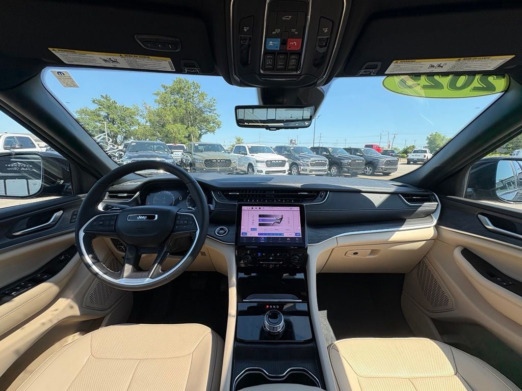 2025 Jeep Grand Cherokee Limited 4x2