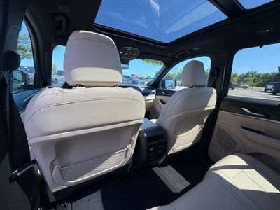 2025 Jeep Grand Cherokee Limited 4x2