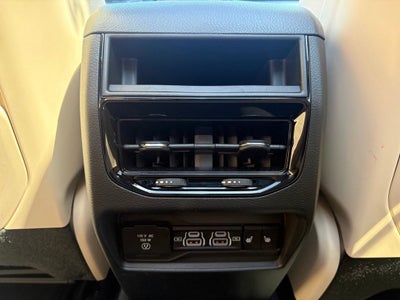 2025 Jeep Grand Cherokee Limited 4x2