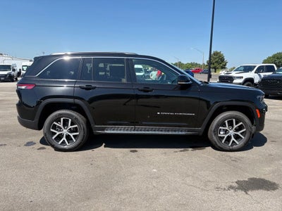 2025 Jeep Grand Cherokee Limited 4x2