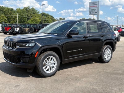 2026 Jeep Grand Cherokee GRAND CHEROKEE LAREDO X 4X4