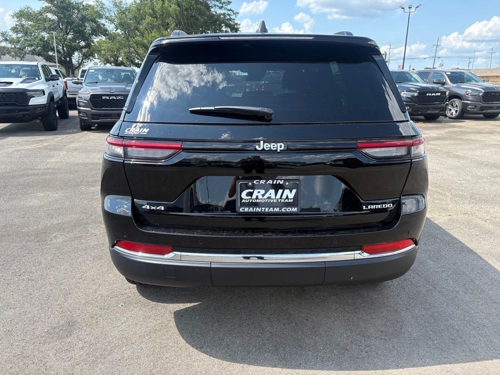 2026 Jeep Grand Cherokee GRAND CHEROKEE LAREDO X 4X4