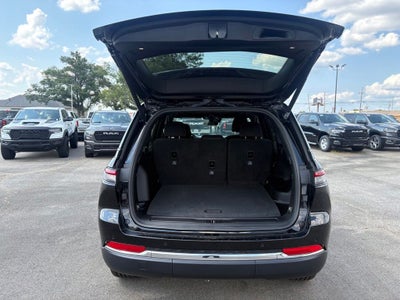 2026 Jeep Grand Cherokee GRAND CHEROKEE LAREDO X 4X4