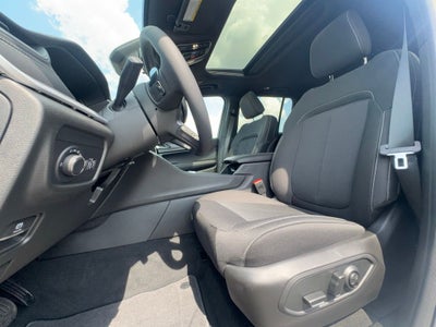 2026 Jeep Grand Cherokee GRAND CHEROKEE LAREDO X 4X4