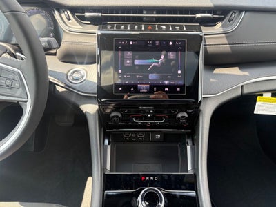 2026 Jeep Grand Cherokee GRAND CHEROKEE LAREDO X 4X4