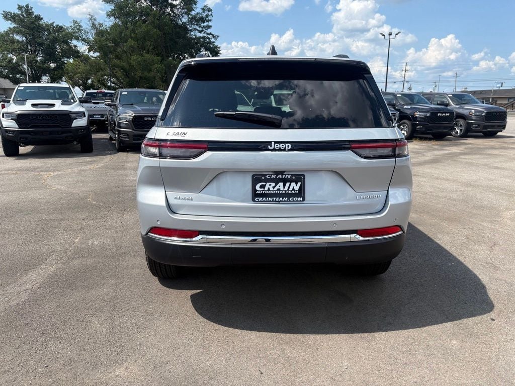 2026 Jeep Grand Cherokee GRAND CHEROKEE LAREDO X 4X4