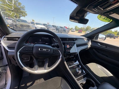 2025 Jeep Grand Cherokee Altitude X 4x4