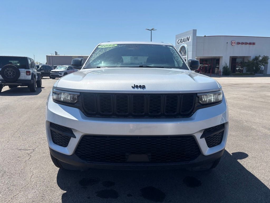 2025 Jeep Grand Cherokee Altitude X 4x4