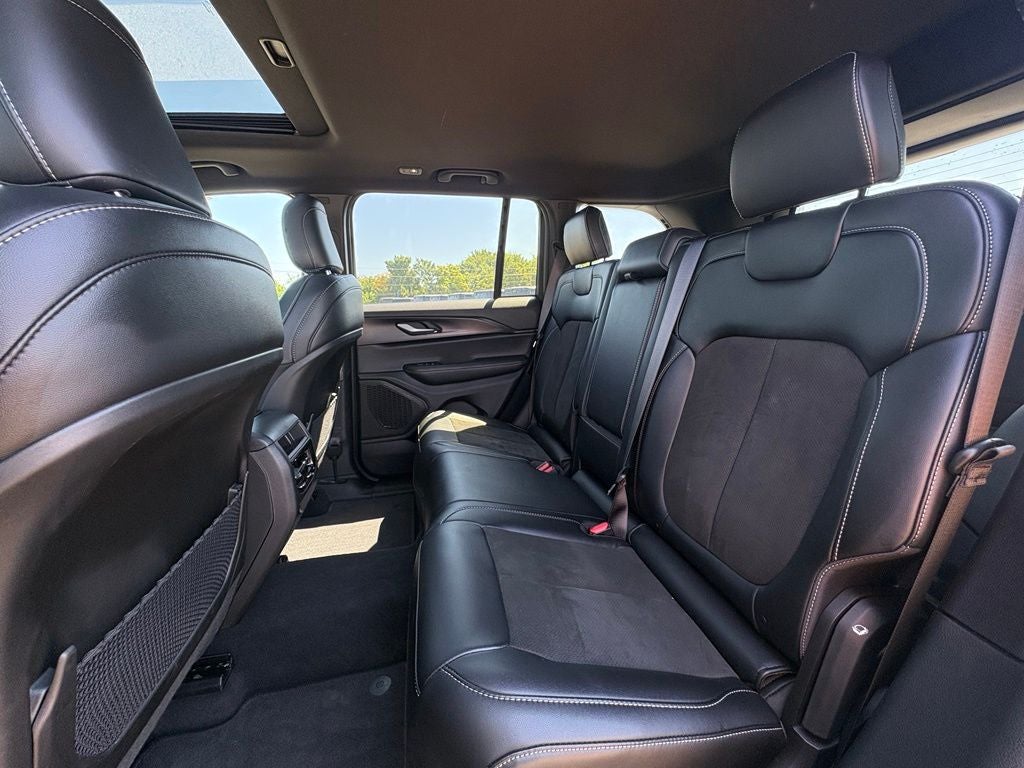 2025 Jeep Grand Cherokee Altitude X 4x4