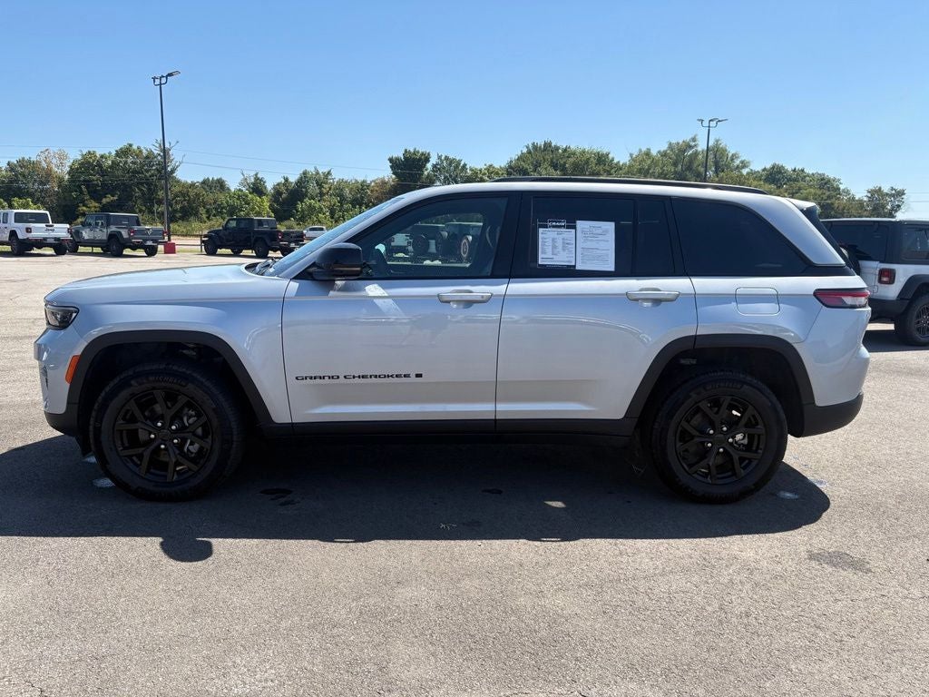 2025 Jeep Grand Cherokee Altitude X 4x4