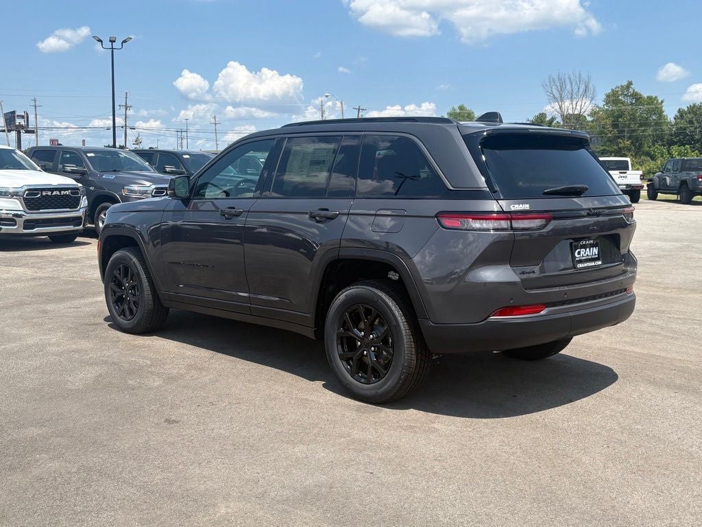 2026 Jeep Grand Cherokee GRAND CHEROKEE LAREDO ALTITUDE 4X4