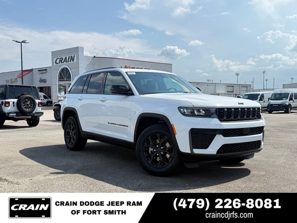 2026 Jeep Grand Cherokee GRAND CHEROKEE LAREDO ALTITUDE 4X4