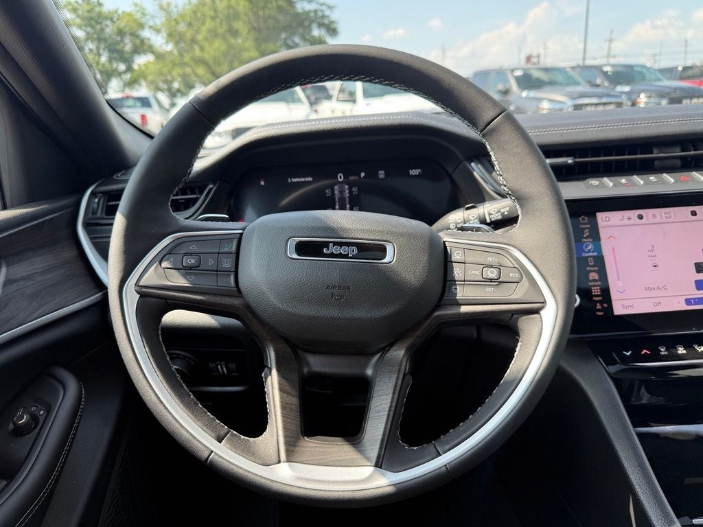 2026 Jeep Grand Cherokee GRAND CHEROKEE LAREDO ALTITUDE 4X4