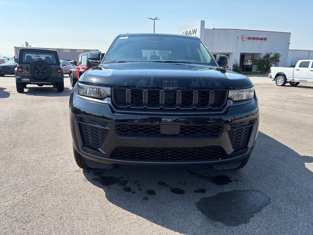 2026 Jeep Grand Cherokee GRAND CHEROKEE LAREDO ALTITUDE 4X4