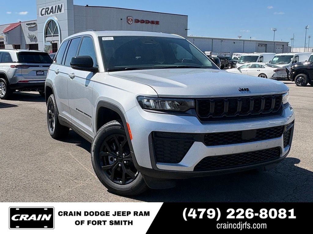 2026 Jeep Grand Cherokee GRAND CHEROKEE LAREDO ALTITUDE 4X4