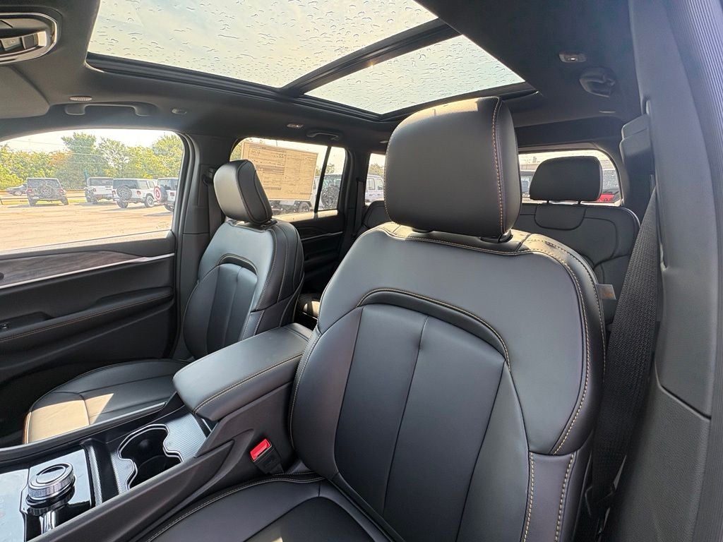2026 Jeep Grand Cherokee GRAND CHEROKEE 85TH ANNIVERSARY EDITION 4X4