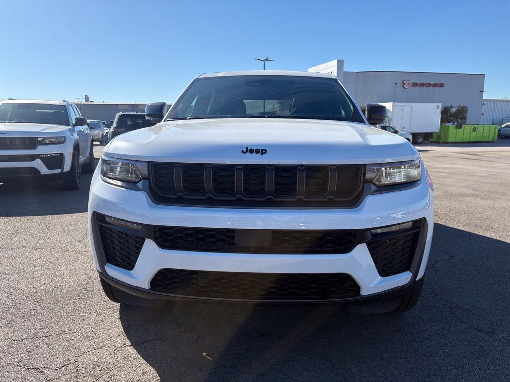 2027 Jeep Grand Cherokee GRAND CHEROKEE LIMITED 4X4