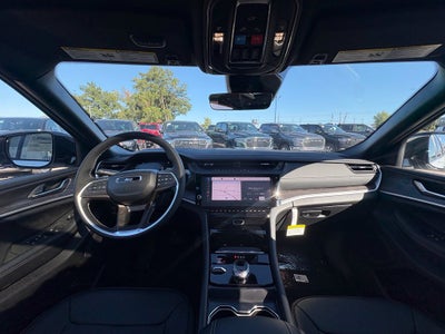 2027 Jeep Grand Cherokee GRAND CHEROKEE LIMITED 4X4