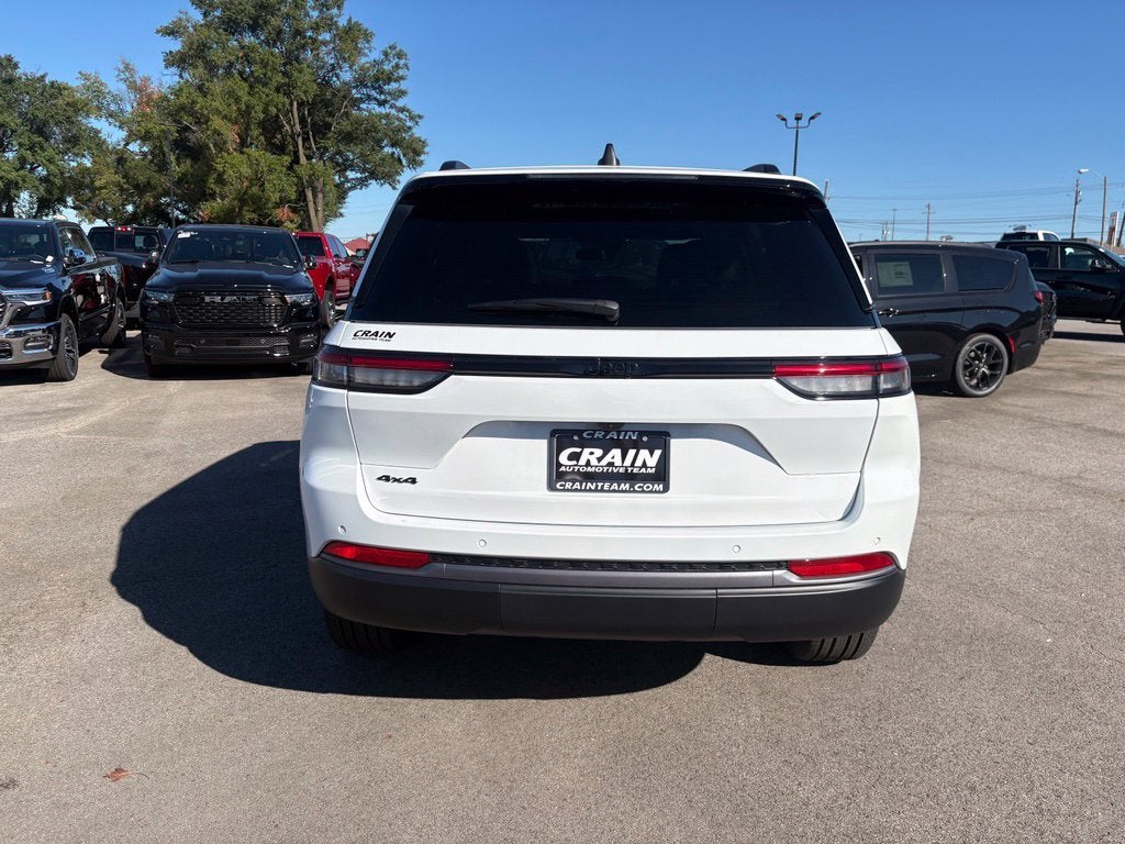 2027 Jeep Grand Cherokee GRAND CHEROKEE LIMITED 4X4
