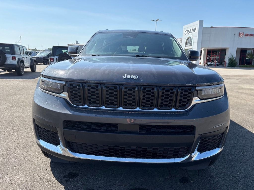 2025 Jeep Grand Cherokee L Laredo 4x4