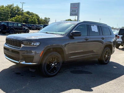 2025 Jeep Grand Cherokee L Laredo 4x4
