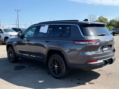 2025 Jeep Grand Cherokee L Laredo 4x4