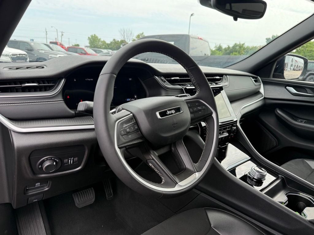 2024 Jeep Grand Cherokee L Altitude X 4x4