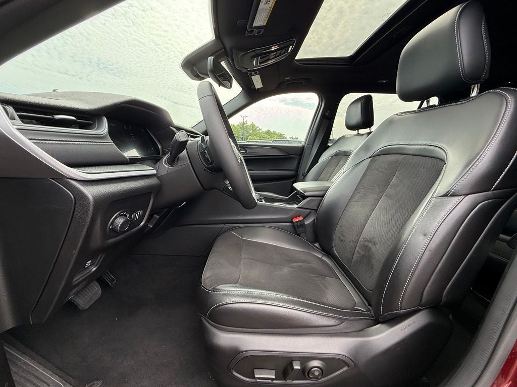 2024 Jeep Grand Cherokee L Altitude X 4x4