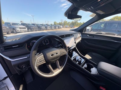 2027 Jeep Grand Cherokee GRAND CHEROKEE L LAREDO ALTITUDE 4X4