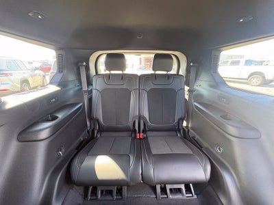 2027 Jeep Grand Cherokee GRAND CHEROKEE L LAREDO ALTITUDE 4X4