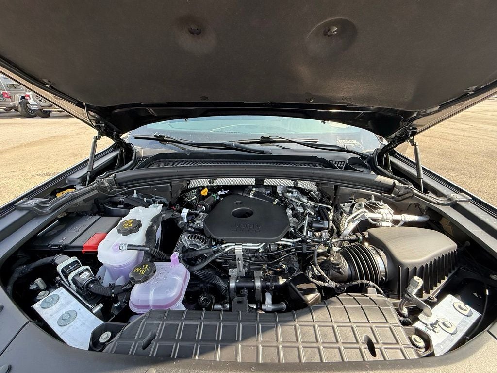 2026 Jeep Grand Cherokee L Altitude 4x4