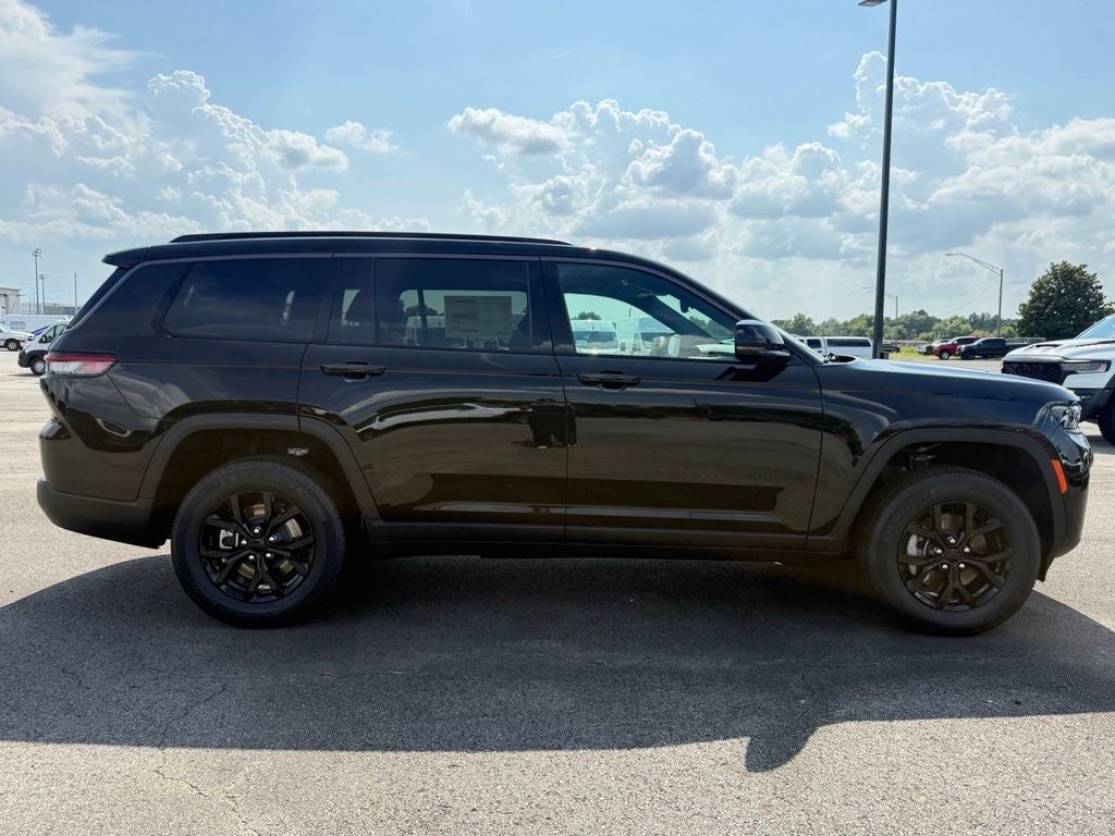 2026 Jeep Grand Cherokee L Altitude 4x4