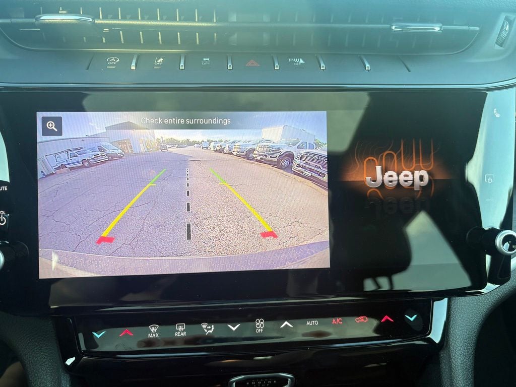 2026 Jeep Grand Cherokee GRAND CHEROKEE L LAREDO ALTITUDE 4X4