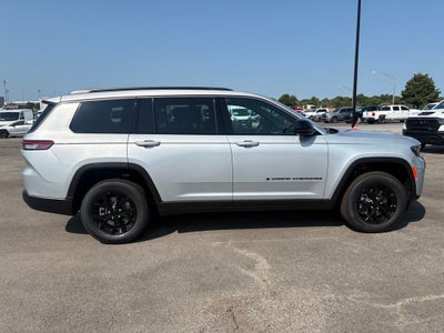2026 Jeep Grand Cherokee GRAND CHEROKEE L LAREDO ALTITUDE 4X4