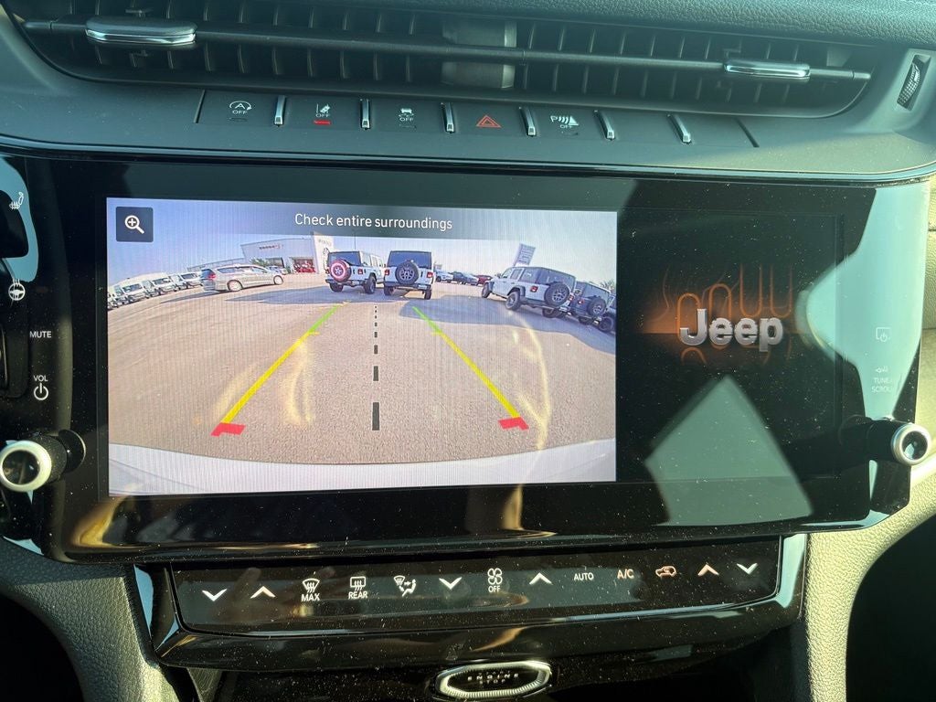 2026 Jeep Grand Cherokee GRAND CHEROKEE L LAREDO ALTITUDE 4X4