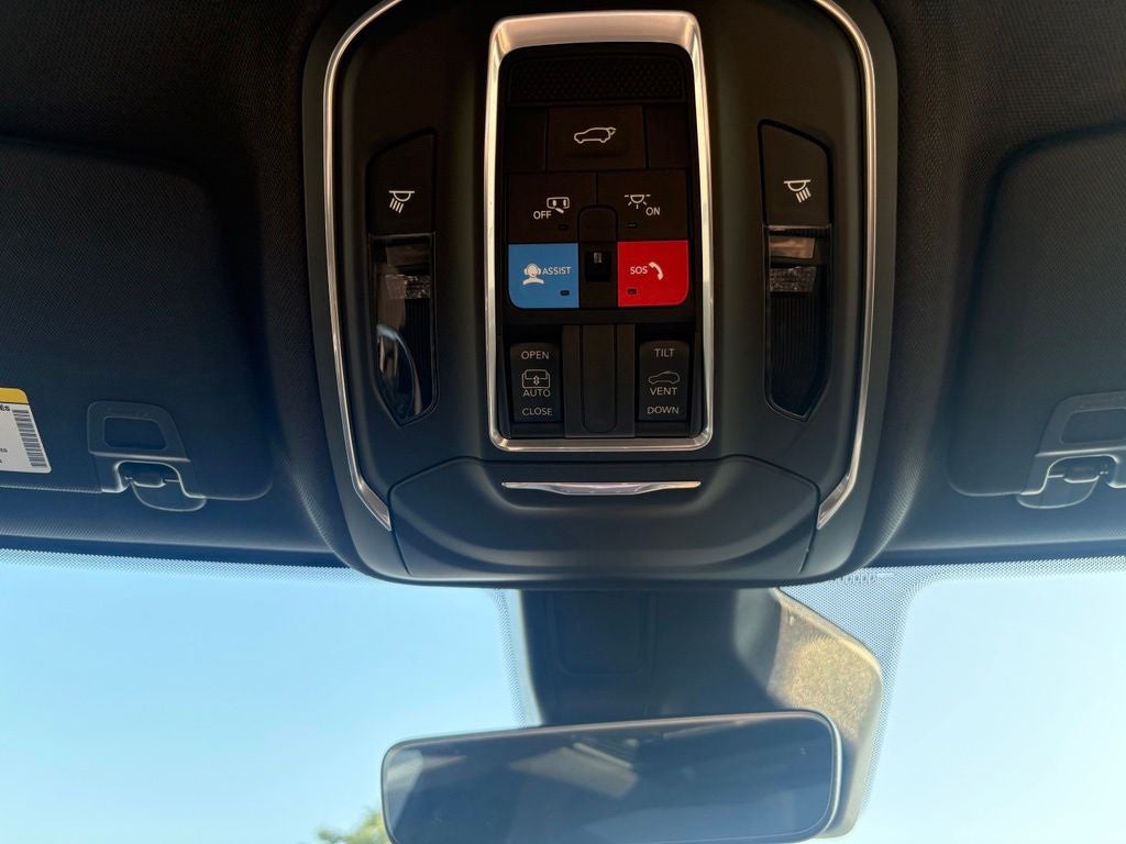 2026 Jeep Grand Cherokee GRAND CHEROKEE L LAREDO ALTITUDE 4X4