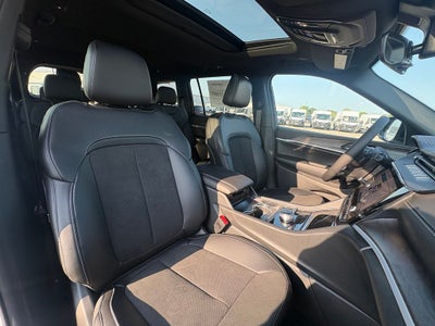 2026 Jeep Grand Cherokee GRAND CHEROKEE L LAREDO ALTITUDE 4X4