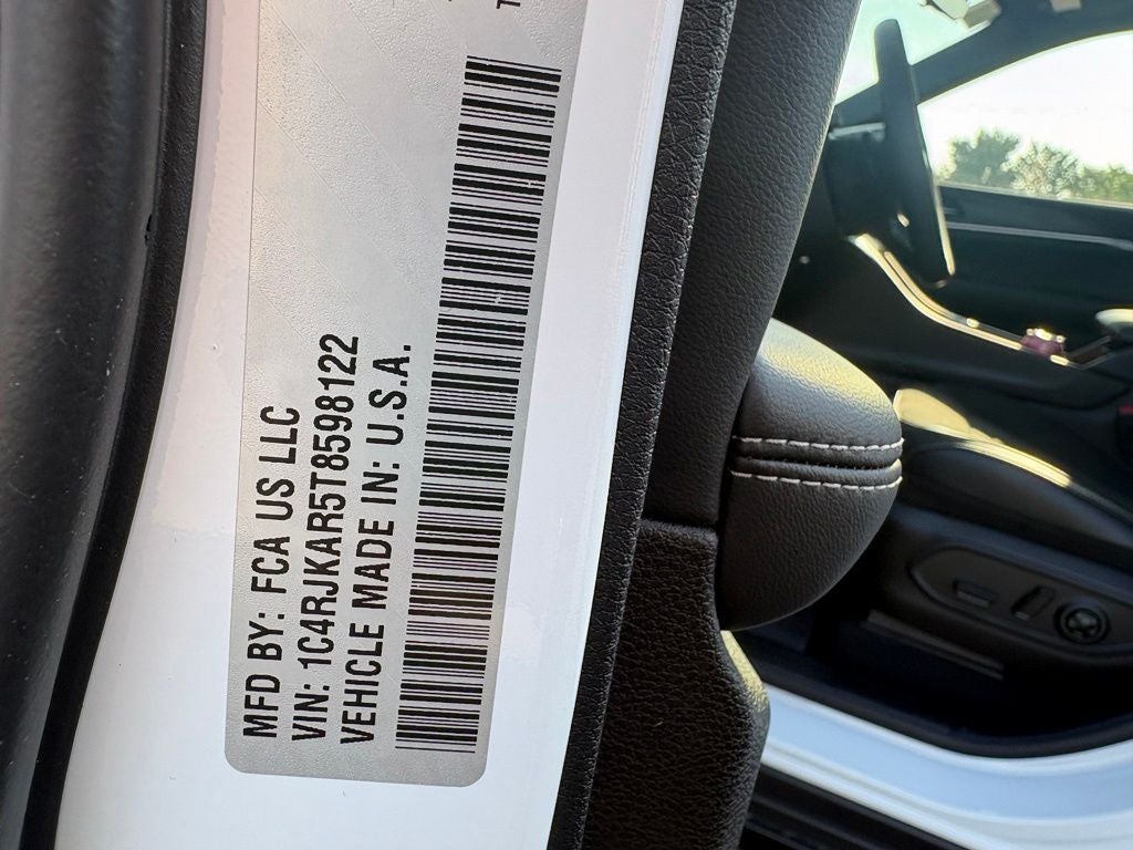 2026 Jeep Grand Cherokee GRAND CHEROKEE L LAREDO ALTITUDE 4X4