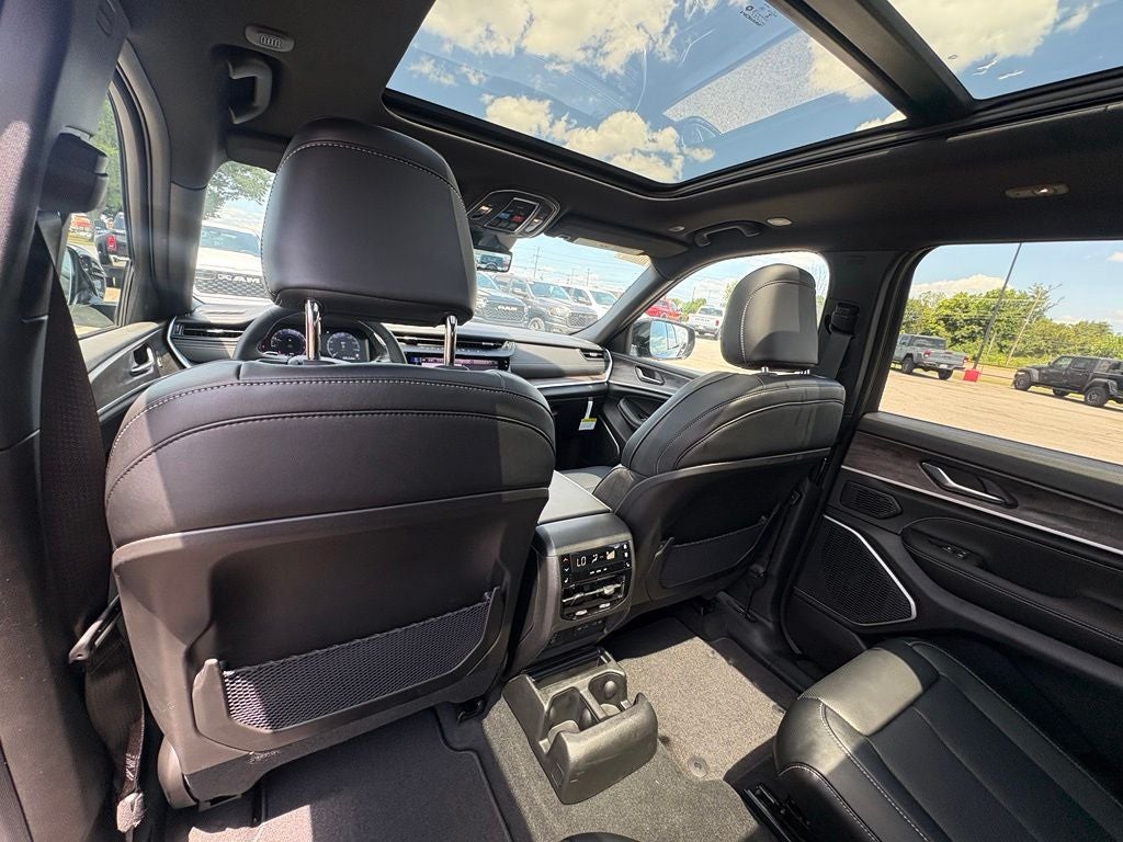 2026 Jeep Grand Cherokee GRAND CHEROKEE L LIMITED RESERVE 4X4